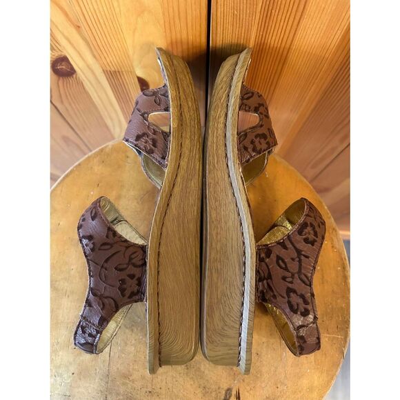 Alegria Brown Leather Floral Design Sandals Hook Loop Straps Size US6.5-7 EU37 - Picture 6 of 8
